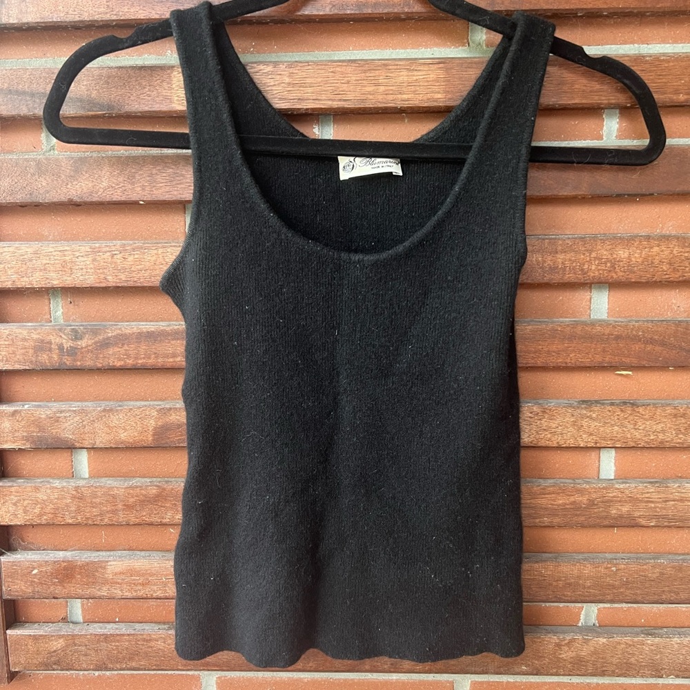 🚨SOLD🚨Black cashmere tank top